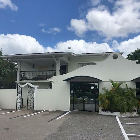 Palms Hotel Trinidad Arouca Экстерьер фото