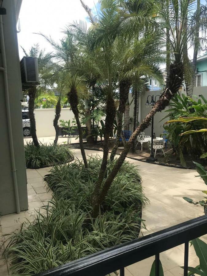 Palms Hotel Trinidad Arouca Экстерьер фото