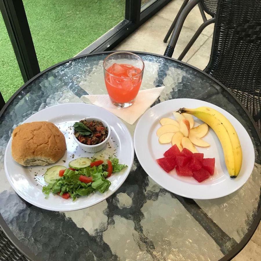 Palms Hotel Trinidad Arouca Экстерьер фото